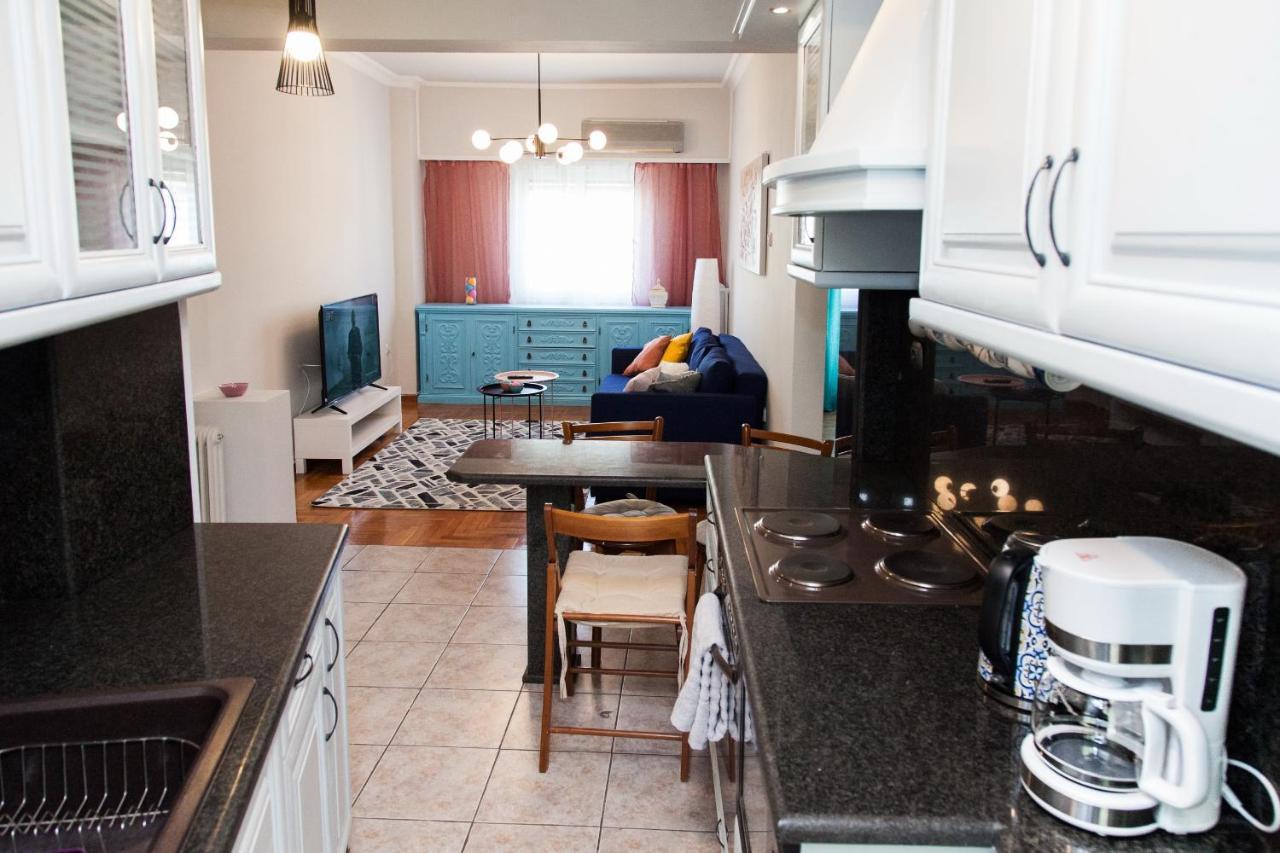 Brand New, Cheerful Apartment In Central Афины Экстерьер фото